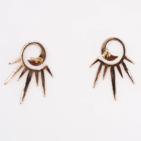 18k Yellow Gold Shining Star Earrings - Picture 3 of 4